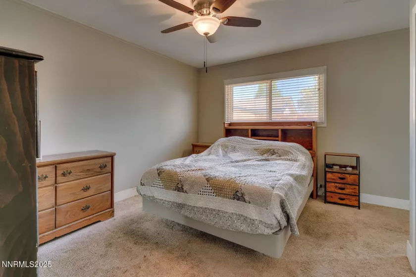 360 Lincoln, Sparks, Nevada 89431, 3 Bedrooms Bedrooms, ,2 BathroomsBathrooms,Residential,Residential,Lincoln,250054550