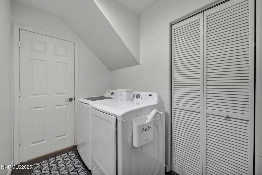 225 Poppy Hills Drive, Fernley, Nevada 89408, 3 Bedrooms Bedrooms, ,2 BathroomsBathrooms,Residential,Residential,Poppy Hills Drive,250054549