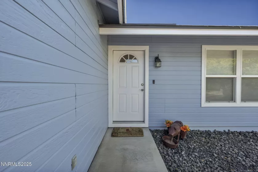225 Poppy Hills Drive, Fernley, Nevada 89408, 3 Bedrooms Bedrooms, ,2 BathroomsBathrooms,Residential,Residential,Poppy Hills Drive,250054549