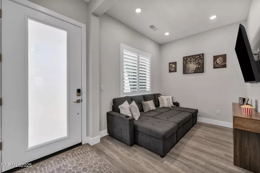 1968 Hogan Peak, Carson City, Nevada 89701, 3 Bedrooms Bedrooms, ,2 BathroomsBathrooms,Residential,Residential,Hogan Peak,250054557
