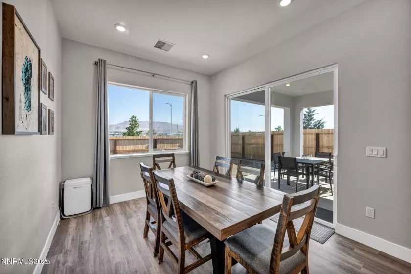 1968 Hogan Peak, Carson City, Nevada 89701, 3 Bedrooms Bedrooms, ,2 BathroomsBathrooms,Residential,Residential,Hogan Peak,250054557