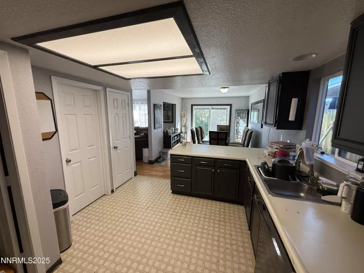 6995 Peppermint, Reno, Nevada 89506, 4 Bedrooms Bedrooms, ,3 BathroomsBathrooms,Residential,Residential,Peppermint,250054558