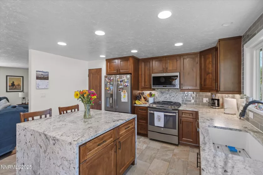 1385 Dunbar, Washoe Valley, Nevada 89704, 3 Bedrooms Bedrooms, ,2 BathroomsBathrooms,Residential,Residential,Dunbar,250054559
