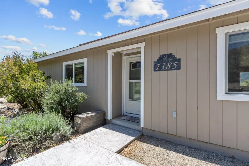 1385 Dunbar, Washoe Valley, Nevada 89704, 3 Bedrooms Bedrooms, ,2 BathroomsBathrooms,Residential,Residential,Dunbar,250054559