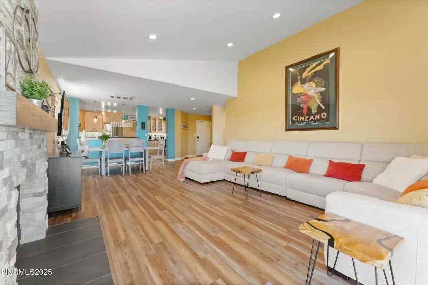 2255 Wide Horizon, Reno, Nevada 89509, 3 Bedrooms Bedrooms, ,2 BathroomsBathrooms,Residential Lease,Manufactured,Wide Horizon,250054561