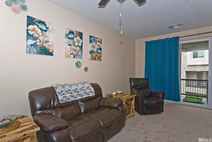 3006 Sterling, Sparks, Nevada 89431, 2 Bedrooms Bedrooms, ,3 BathroomsBathrooms,Residential,Residential,Sterling,250054562