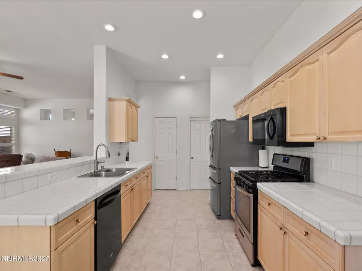1720 Colavita, Reno, Nevada 89521, 4 Bedrooms Bedrooms, ,2 BathroomsBathrooms,Residential,Residential,Colavita,250054568