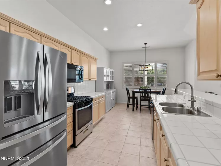 1720 Colavita, Reno, Nevada 89521, 4 Bedrooms Bedrooms, ,2 BathroomsBathrooms,Residential,Residential,Colavita,250054568