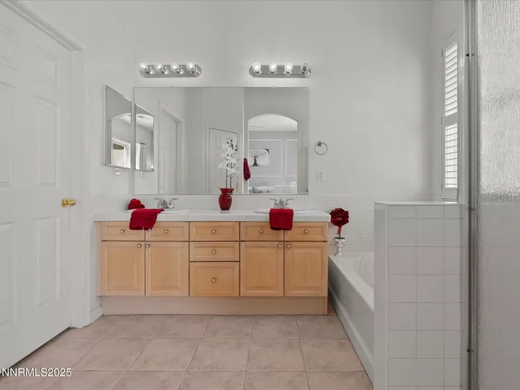 1720 Colavita, Reno, Nevada 89521, 4 Bedrooms Bedrooms, ,2 BathroomsBathrooms,Residential,Residential,Colavita,250054568