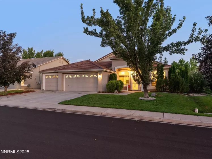 1720 Colavita, Reno, Nevada 89521, 4 Bedrooms Bedrooms, ,2 BathroomsBathrooms,Residential,Residential,Colavita,250054568