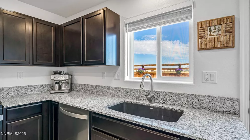 653 Mc Gill, Reno, Nevada 89506, 3 Bedrooms Bedrooms, ,2 BathroomsBathrooms,Residential,Residential,Mc Gill,250054567