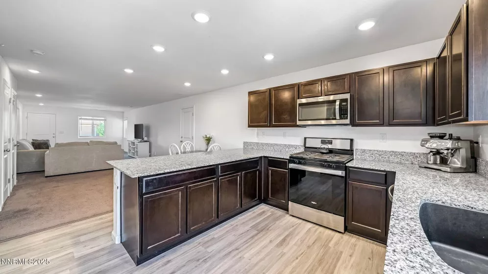 653 Mc Gill, Reno, Nevada 89506, 3 Bedrooms Bedrooms, ,2 BathroomsBathrooms,Residential,Residential,Mc Gill,250054567