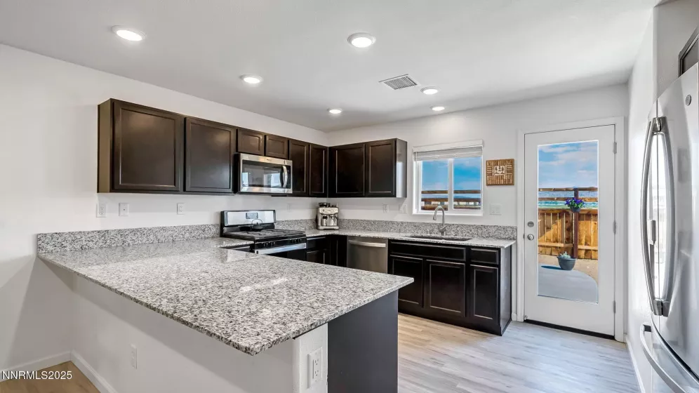 653 Mc Gill, Reno, Nevada 89506, 3 Bedrooms Bedrooms, ,2 BathroomsBathrooms,Residential,Residential,Mc Gill,250054567