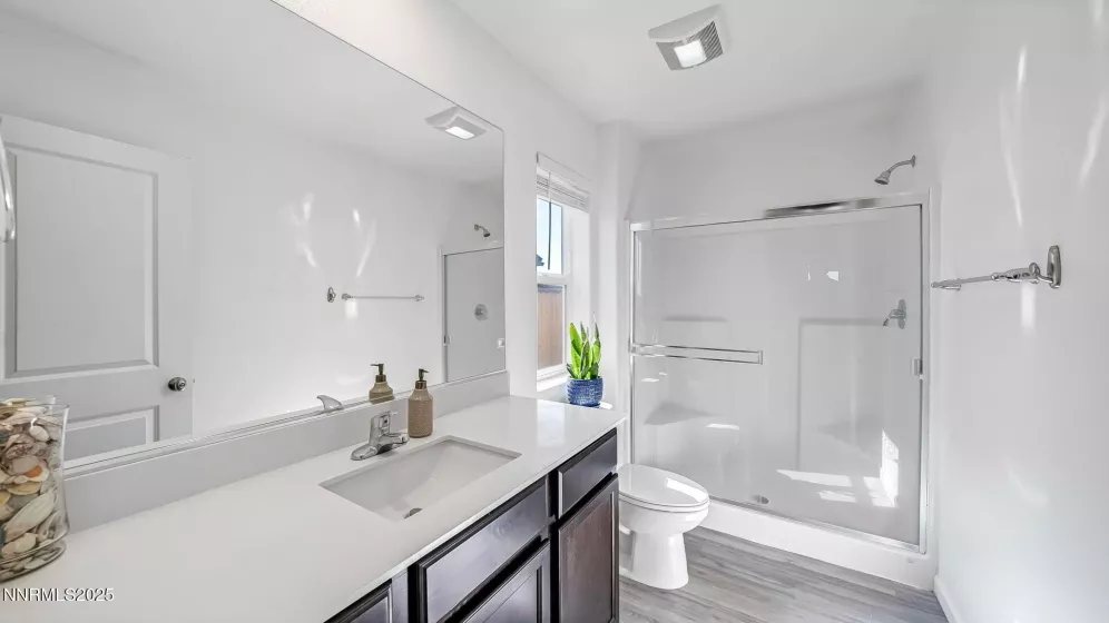 653 Mc Gill, Reno, Nevada 89506, 3 Bedrooms Bedrooms, ,2 BathroomsBathrooms,Residential,Residential,Mc Gill,250054567