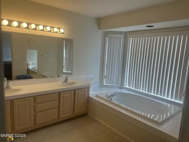 555 Summerfield Dr., Carson City, Nevada 89701, 3 Bedrooms Bedrooms, ,2 BathroomsBathrooms,Residential,Residential,Summerfield Dr.,250054569