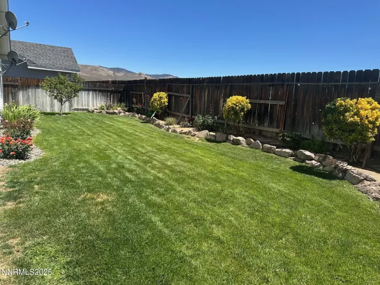 555 Summerfield Dr., Carson City, Nevada 89701, 3 Bedrooms Bedrooms, ,2 BathroomsBathrooms,Residential,Residential,Summerfield Dr.,250054569