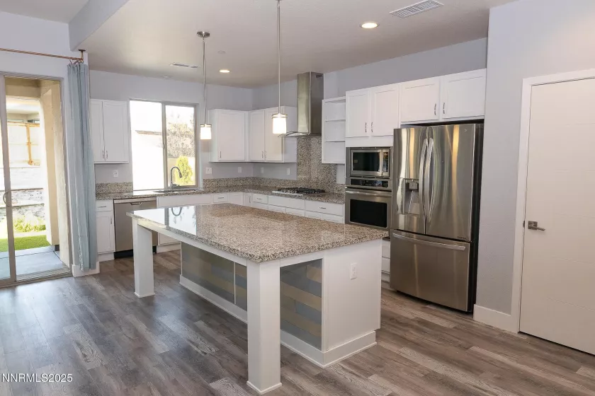 2738 Kettle, Sparks, Nevada 89436, 4 Bedrooms Bedrooms, ,3 BathroomsBathrooms,Residential,Residential,Kettle,250054573