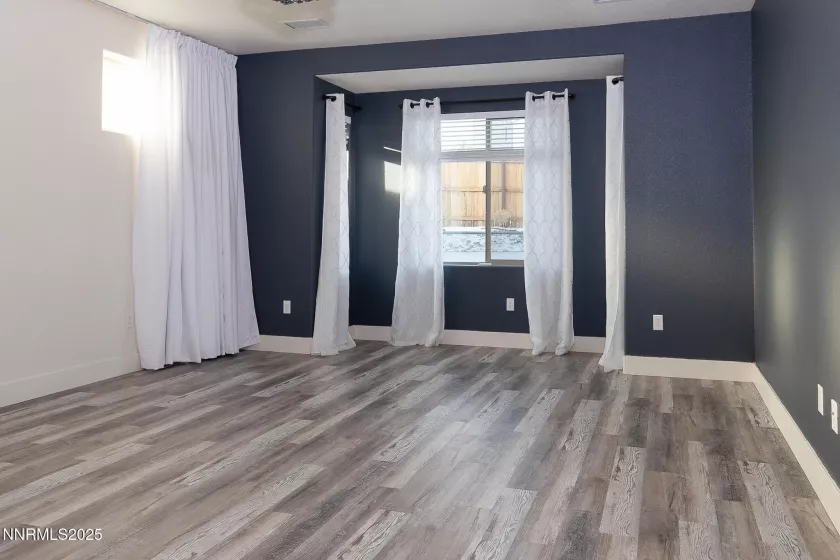 2738 Kettle, Sparks, Nevada 89436, 4 Bedrooms Bedrooms, ,3 BathroomsBathrooms,Residential,Residential,Kettle,250054573