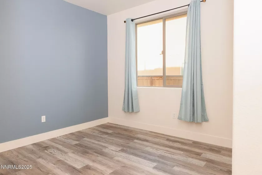 2738 Kettle, Sparks, Nevada 89436, 4 Bedrooms Bedrooms, ,3 BathroomsBathrooms,Residential,Residential,Kettle,250054573
