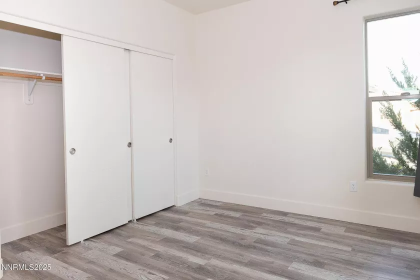 2738 Kettle, Sparks, Nevada 89436, 4 Bedrooms Bedrooms, ,3 BathroomsBathrooms,Residential,Residential,Kettle,250054573