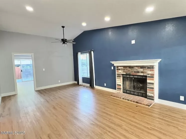 1600 Fargo, Sparks, Nevada 89434, 3 Bedrooms Bedrooms, ,2 BathroomsBathrooms,Residential,Residential,Fargo,250054576