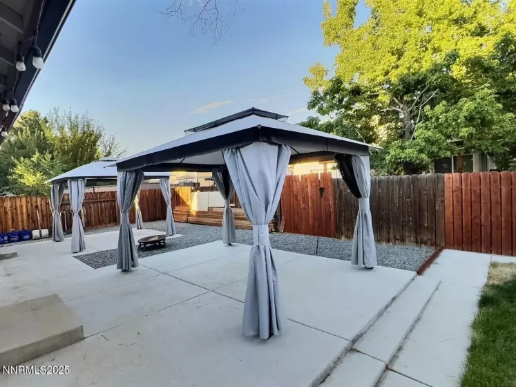 1600 Fargo, Sparks, Nevada 89434, 3 Bedrooms Bedrooms, ,2 BathroomsBathrooms,Residential,Residential,Fargo,250054576