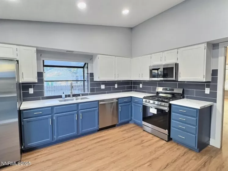1600 Fargo, Sparks, Nevada 89434, 3 Bedrooms Bedrooms, ,2 BathroomsBathrooms,Residential,Residential,Fargo,250054576