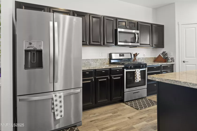 4521 Madison, Fernley, Nevada 89408, 4 Bedrooms Bedrooms, ,2 BathroomsBathrooms,Residential,Residential,Madison,250054578