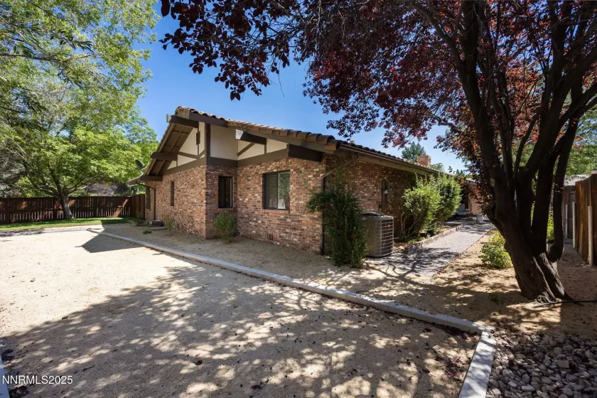 2205 Keever, Reno, Nevada 89509, 3 Bedrooms Bedrooms, ,2 BathroomsBathrooms,Residential,Residential,Keever,250054579