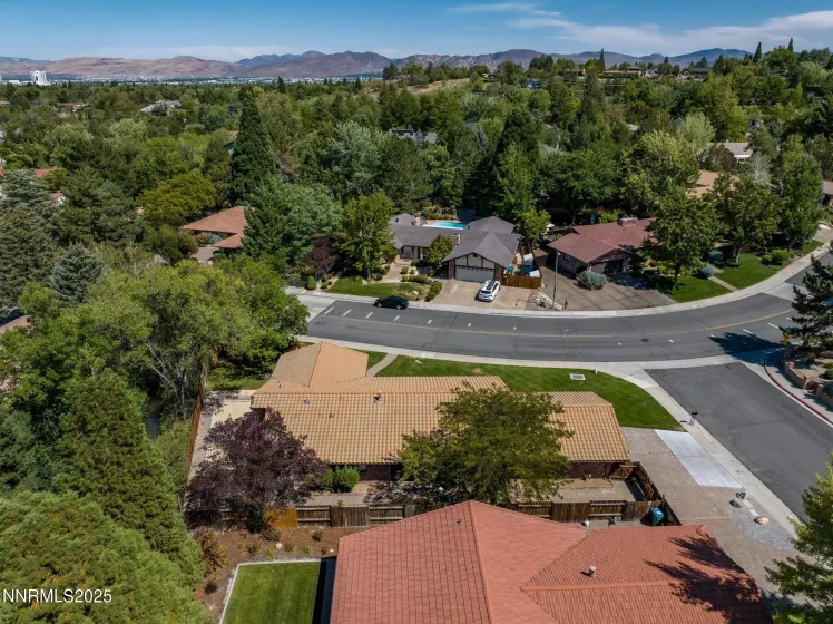 2205 Keever, Reno, Nevada 89509, 3 Bedrooms Bedrooms, ,2 BathroomsBathrooms,Residential,Residential,Keever,250054579