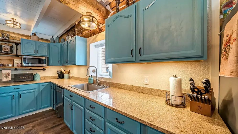 2270 Enterprise, Reno, Nevada 89521, 3 Bedrooms Bedrooms, ,2 BathroomsBathrooms,Residential,Residential,Enterprise,250054580