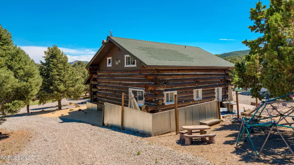 2270 Enterprise, Reno, Nevada 89521, 3 Bedrooms Bedrooms, ,2 BathroomsBathrooms,Residential,Residential,Enterprise,250054580