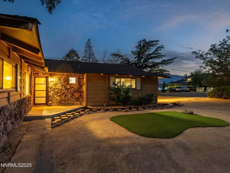 1190 Alturas, Reno, Nevada 89503, 3 Bedrooms Bedrooms, ,2 BathroomsBathrooms,Residential,Residential,Alturas,250054581