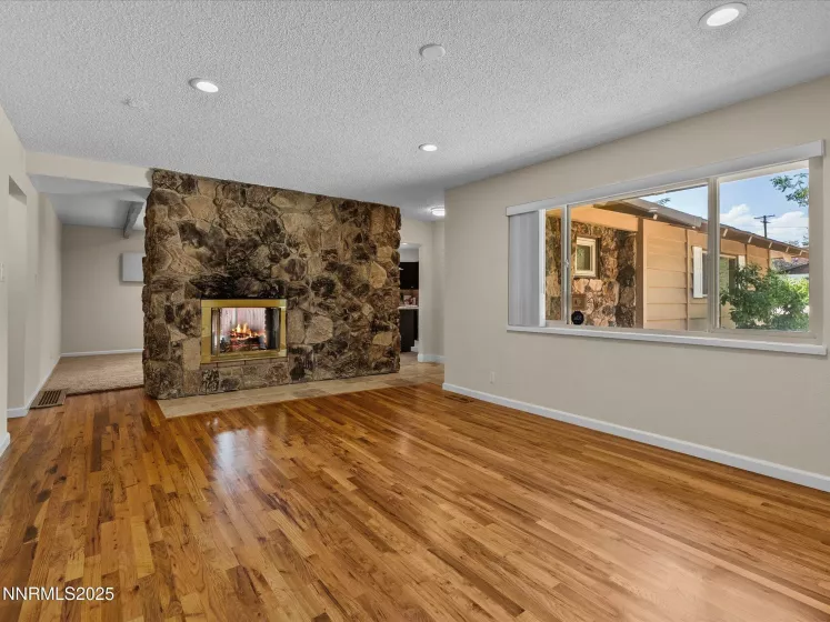 1190 Alturas, Reno, Nevada 89503, 3 Bedrooms Bedrooms, ,2 BathroomsBathrooms,Residential,Residential,Alturas,250054581