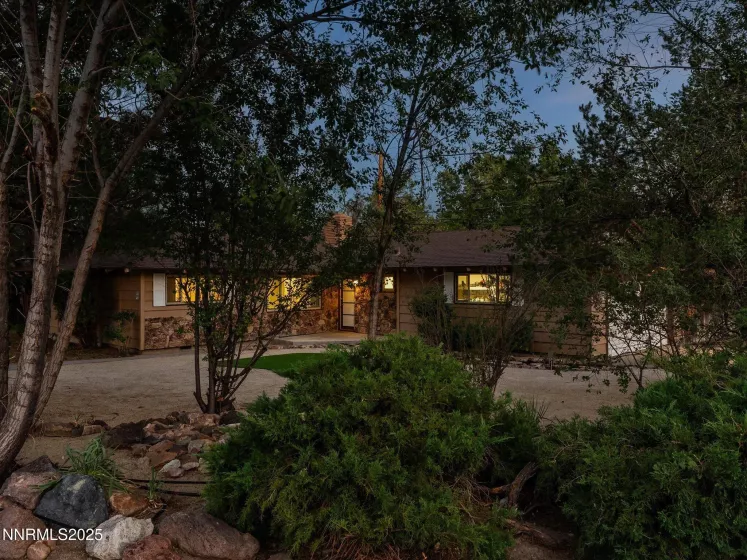 1190 Alturas, Reno, Nevada 89503, 3 Bedrooms Bedrooms, ,2 BathroomsBathrooms,Residential,Residential,Alturas,250054581