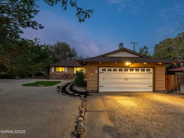 1190 Alturas, Reno, Nevada 89503, 3 Bedrooms Bedrooms, ,2 BathroomsBathrooms,Residential,Residential,Alturas,250054581