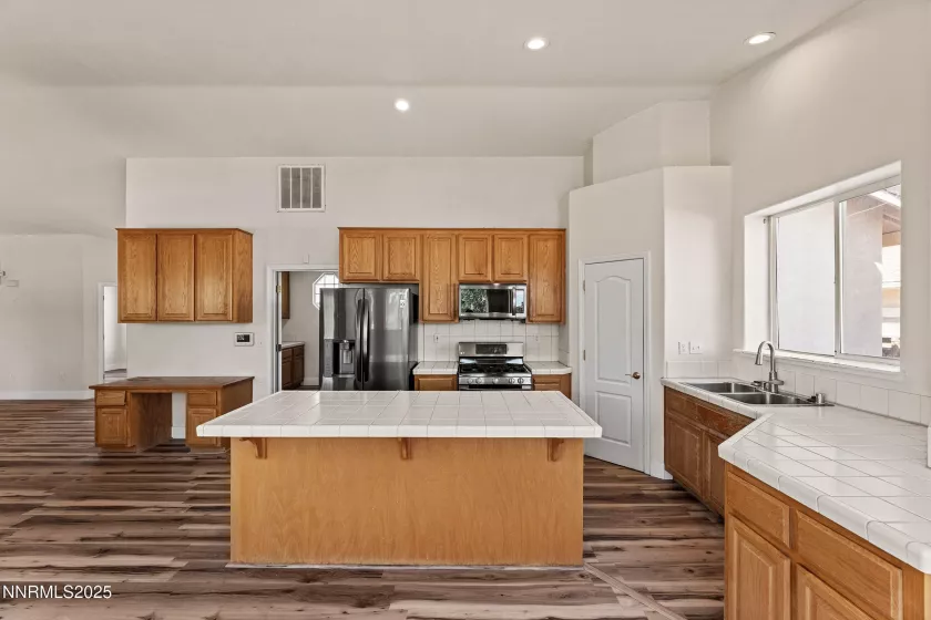 1023 Pepper, Fernley, Nevada 89408, 3 Bedrooms Bedrooms, ,2 BathroomsBathrooms,Residential,Residential,Pepper,250054583