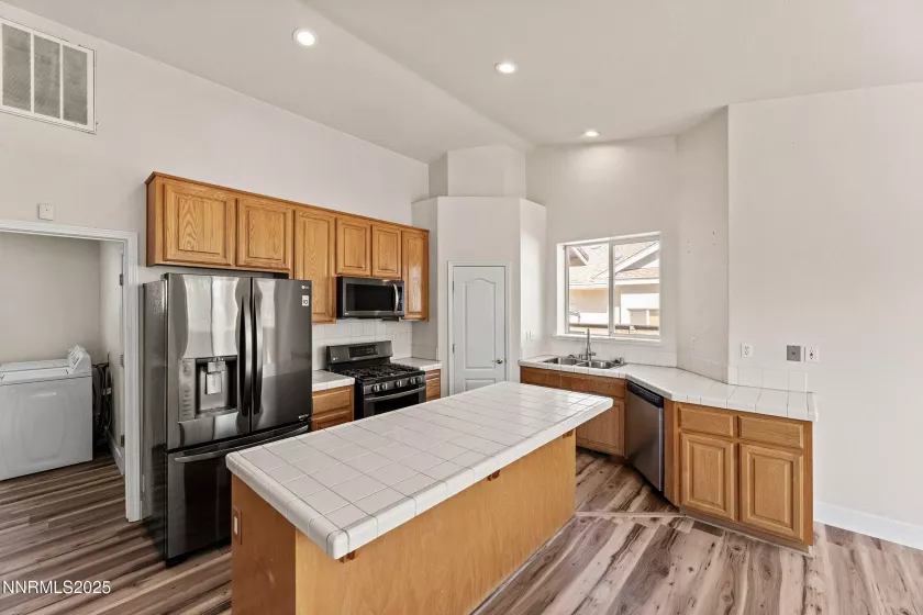 1023 Pepper, Fernley, Nevada 89408, 3 Bedrooms Bedrooms, ,2 BathroomsBathrooms,Residential,Residential,Pepper,250054583