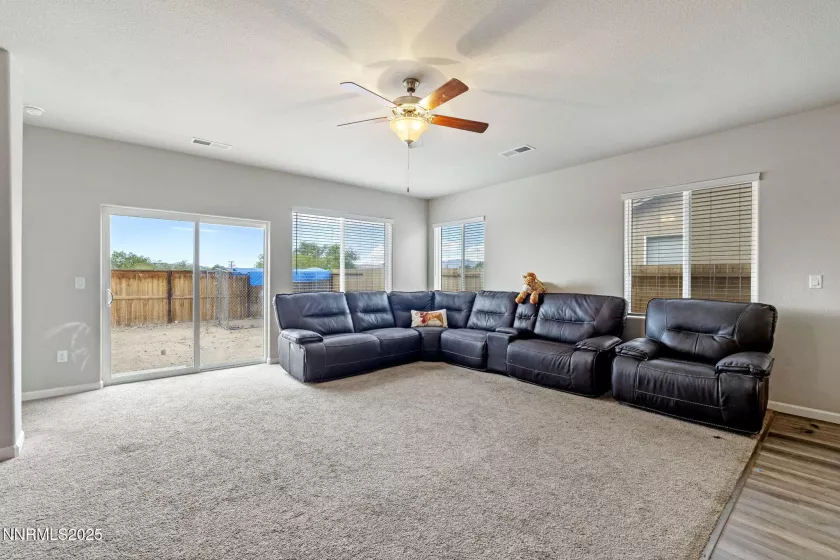 14405 Durham, Reno, Nevada 89506, 4 Bedrooms Bedrooms, ,3 BathroomsBathrooms,Residential,Residential,Durham,250054582
