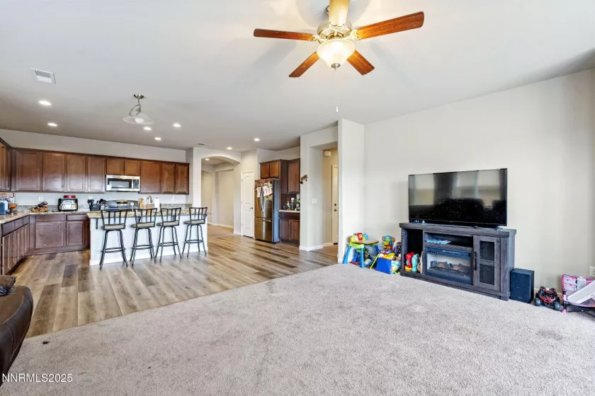 14405 Durham, Reno, Nevada 89506, 4 Bedrooms Bedrooms, ,3 BathroomsBathrooms,Residential,Residential,Durham,250054582