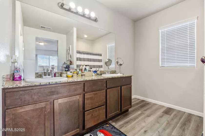 14405 Durham, Reno, Nevada 89506, 4 Bedrooms Bedrooms, ,3 BathroomsBathrooms,Residential,Residential,Durham,250054582