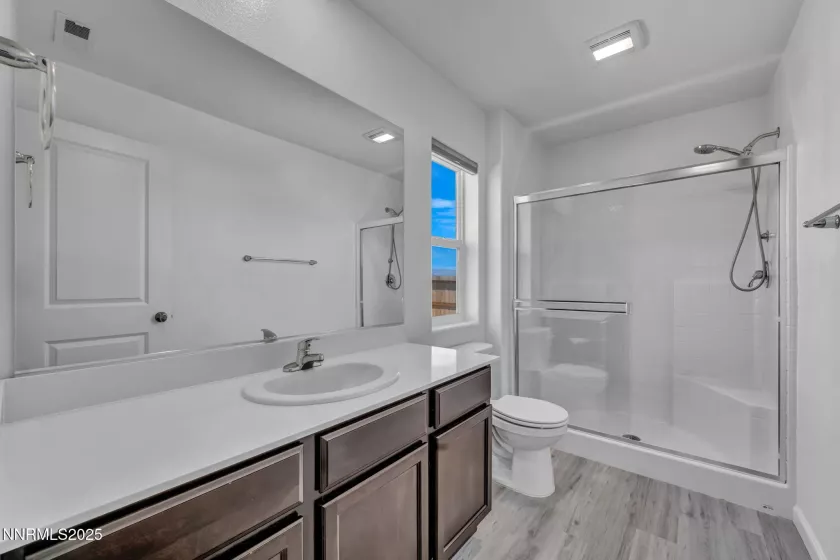 530 Paradise Vly, Reno, Nevada 89506, 3 Bedrooms Bedrooms, ,2 BathroomsBathrooms,Residential,Residential,Paradise Vly,250054588