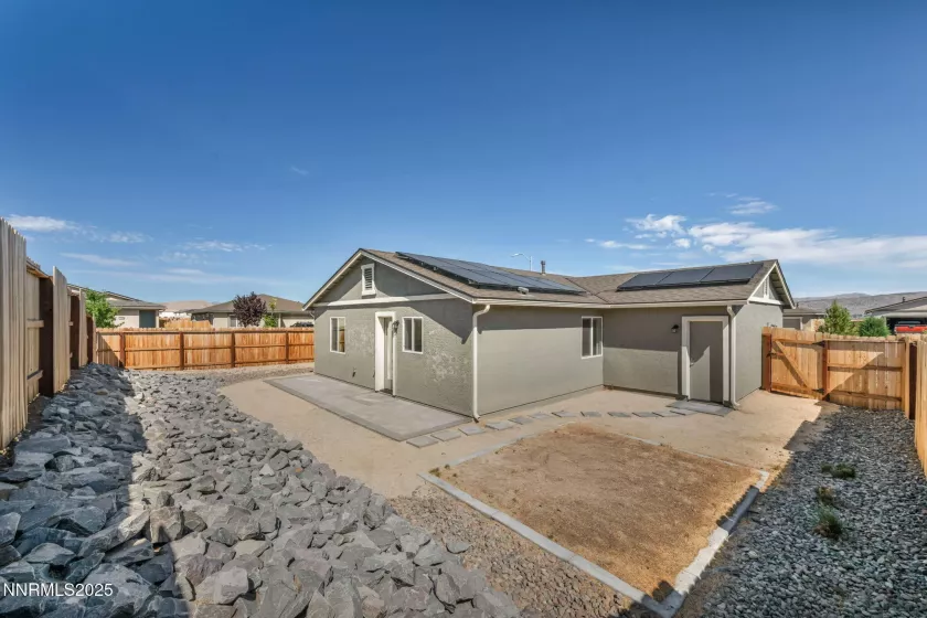 530 Paradise Vly, Reno, Nevada 89506, 3 Bedrooms Bedrooms, ,2 BathroomsBathrooms,Residential,Residential,Paradise Vly,250054588