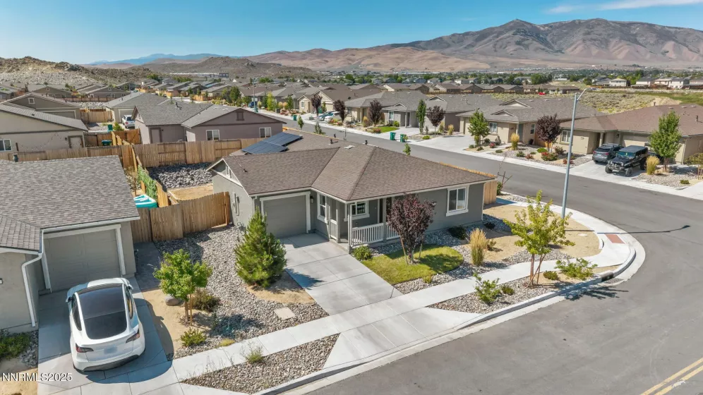 530 Paradise Vly, Reno, Nevada 89506, 3 Bedrooms Bedrooms, ,2 BathroomsBathrooms,Residential,Residential,Paradise Vly,250054588