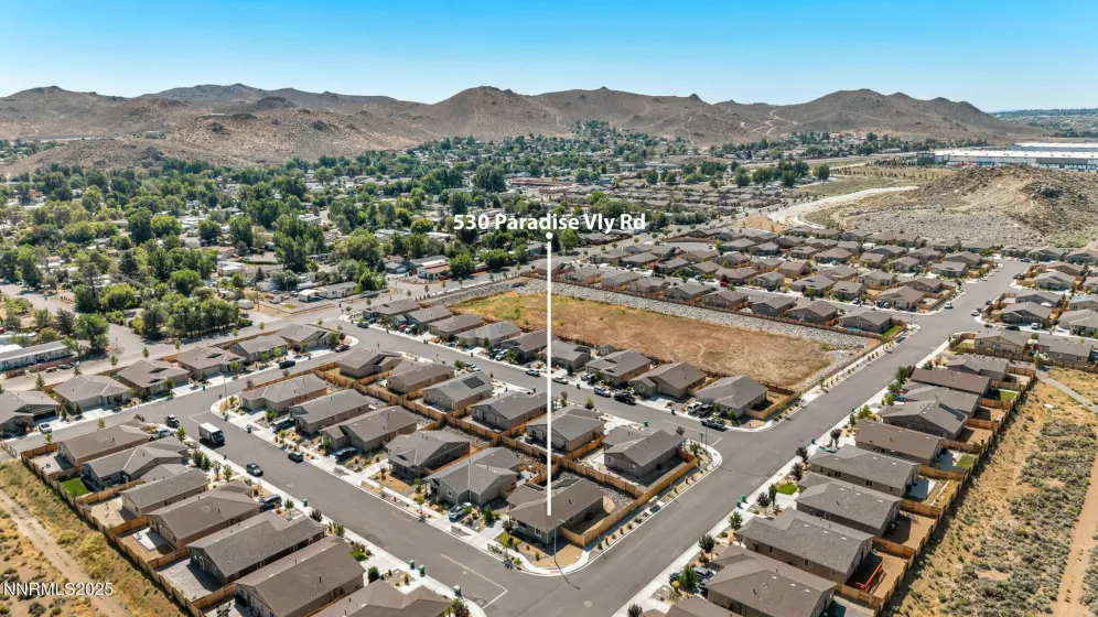 530 Paradise Vly, Reno, Nevada 89506, 3 Bedrooms Bedrooms, ,2 BathroomsBathrooms,Residential,Residential,Paradise Vly,250054588
