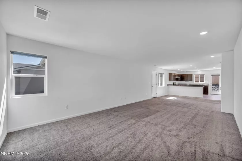 530 Paradise Vly, Reno, Nevada 89506, 3 Bedrooms Bedrooms, ,2 BathroomsBathrooms,Residential,Residential,Paradise Vly,250054588