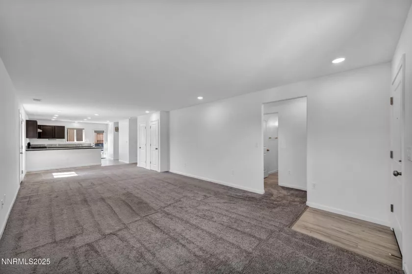 530 Paradise Vly, Reno, Nevada 89506, 3 Bedrooms Bedrooms, ,2 BathroomsBathrooms,Residential,Residential,Paradise Vly,250054588