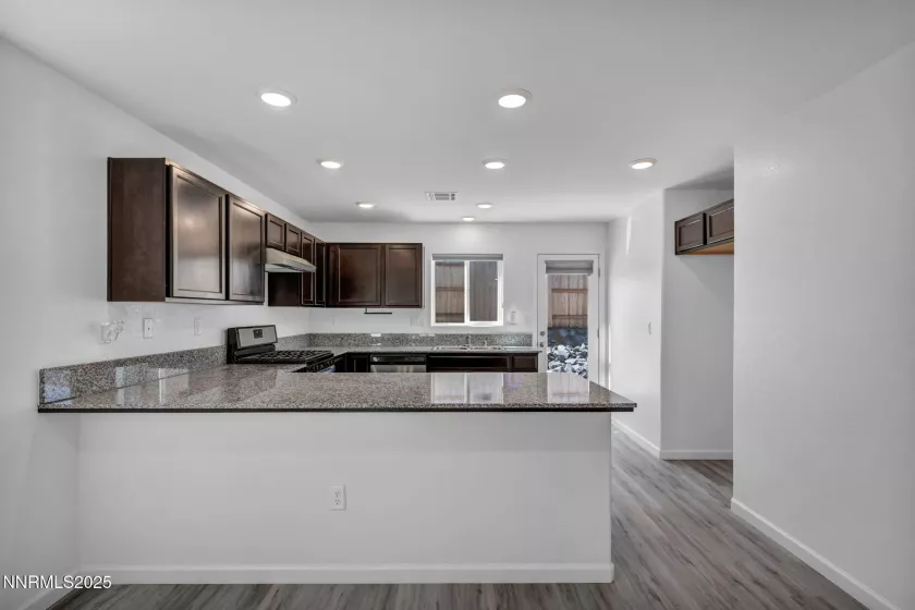 530 Paradise Vly, Reno, Nevada 89506, 3 Bedrooms Bedrooms, ,2 BathroomsBathrooms,Residential,Residential,Paradise Vly,250054588