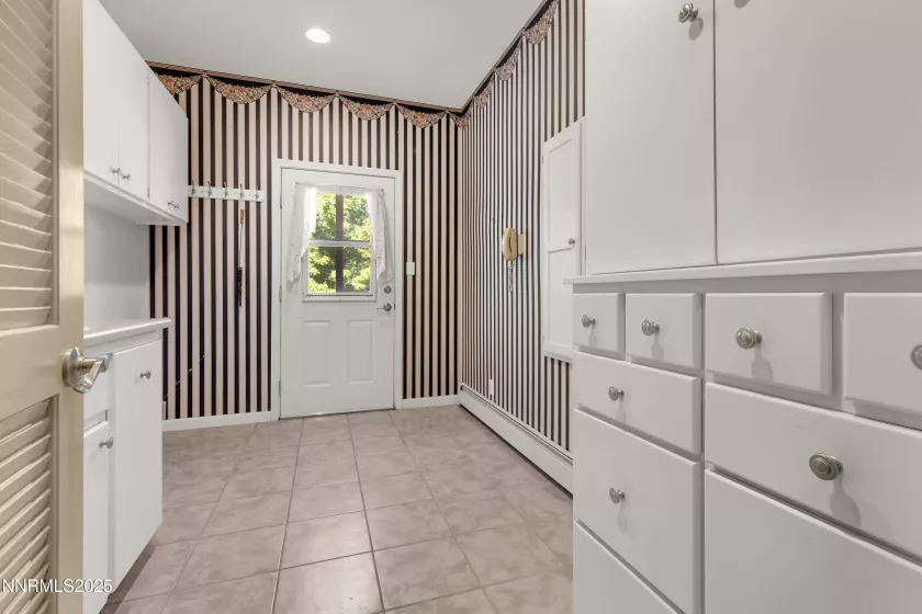 390 Old Washoe, Washoe Valley, Nevada 89704, 3 Bedrooms Bedrooms, ,3 BathroomsBathrooms,Residential,Residential,Old Washoe,250054591