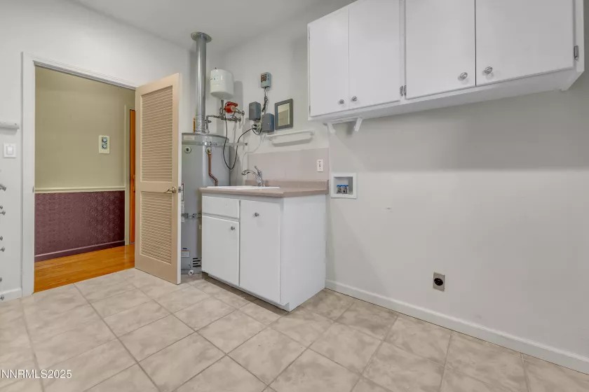 390 Old Washoe, Washoe Valley, Nevada 89704, 3 Bedrooms Bedrooms, ,3 BathroomsBathrooms,Residential,Residential,Old Washoe,250054591